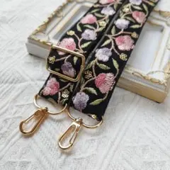 PM279 | インド刺繍リボン スマホストラップ　ブラック　チューリップ柄