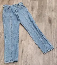 Item thumbnail for item f8e0f5e4-3493-4679-b718-50f5164c7872