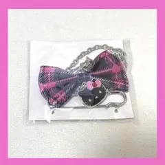 ハローキティ（黒）サンリオ　シークレットブローチ