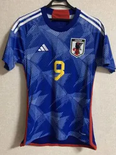 Item thumbnail for item 04a78c10-0627-49fb-8736-53b804110747