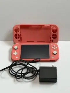 Nintendo Switchライト⭐︎ピンク　シリコンカバー付き