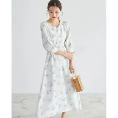 フロント飾り釦付きウエストシャーリングフラワープリントワンピース