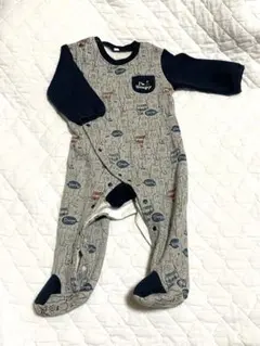 防寒ロンパース　くま柄