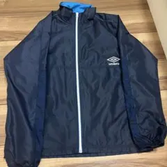 umbro ネイビー ウィンドブレーカー