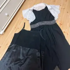 黒のビーズ装飾パーティードレスのサムネイル
