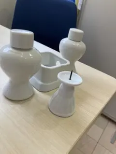 白い陶器の神具セット