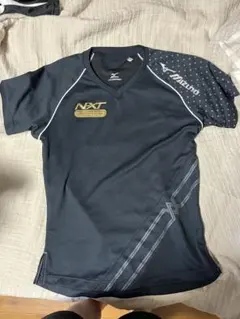 Mizuno NXT ブラック Vネックシャツ