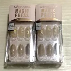 【即購入可】ダッシングディバ マジックプレス ネイルチップ ALMOND 2点