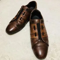 Item thumbnail for item f5a4ee24-c1c3-4280-8c8d-307984266d73