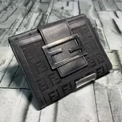 FENDI フェンディ　ズッカ柄　キャンバス　レザー　折り財布　ブラックのサムネイル
