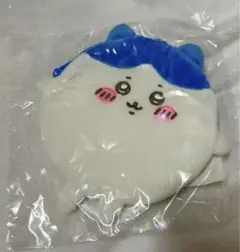 ちいかわくじ　まんまるポーチ　ハチワレ