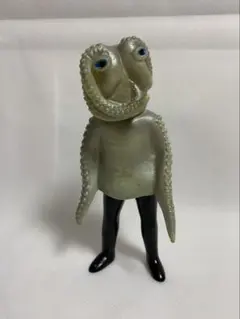 Item thumbnail for item a20ebcd5-282e-486b-81f2-cf9de8e8260b