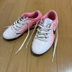 NIKE サッカートレーニングシューズ　21センチ
