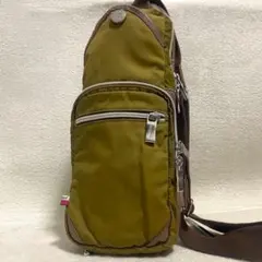 【美品】 オロビアンコ ボディバッグ シルバーロゴ ポケット多め 斜め掛け