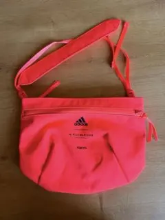 adidas ネオンオレンジ ショルダーバッグのサムネイル