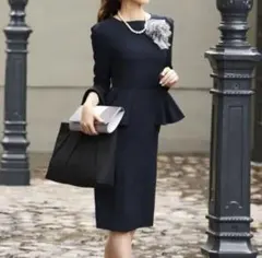 ペプラム付きラインワンピース S