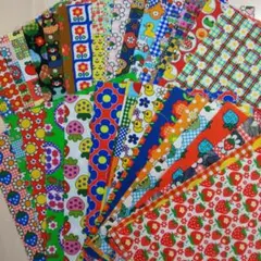 レトロポップシーチング生地 小さめハギレ