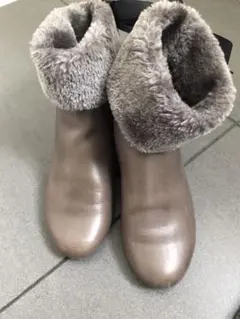 キッズ　20センチショートブーツ　ファー取外し可