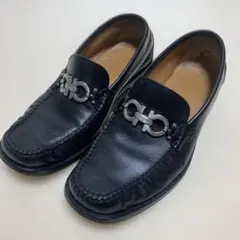 フェラガモSalvatore Ferragamo ガンチーニ ローファーのサムネイル