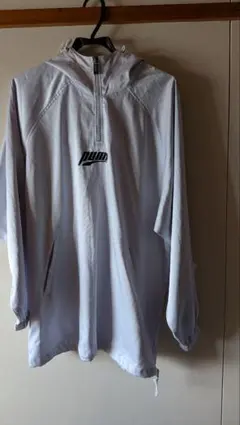 PUMA ハーフジップ ナイロンジャケット シルバー