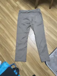 Volcom ベージュ チノパン34