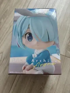 ブルーアーカイブ　アロナ　おすわりフィギュア