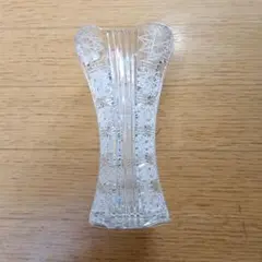 花瓶、クリスタル、一輪刺し、チェコ性