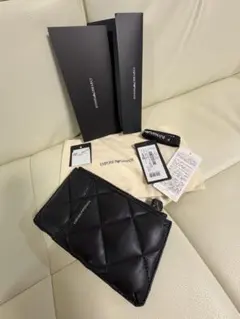 最終値下げ⭐︎EMPORIO ARMANI キルティング フラグメントケースのサムネイル