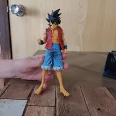 ドラゴンボール×ワンピース　孫悟空×モンキー・D・ルフィ　DX組立式フィギュア