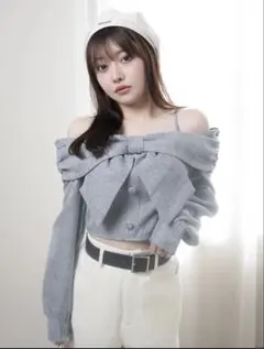 リボンオフショルロングスリーブトップス