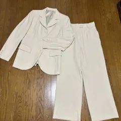 ベージュパンツセットアップ