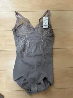 ダイアナ ボディスーツ 補正下着 グレー　新品未使用品のサムネイル