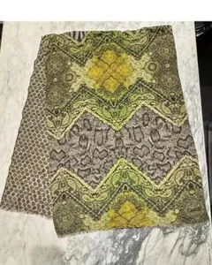 【値下げしました】ETRO パイソン柄 ストール　エトロ　中古