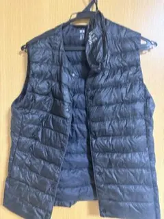 UNIQLO ウルトラライトダウン ベスト 2WAY仕様 Vネック