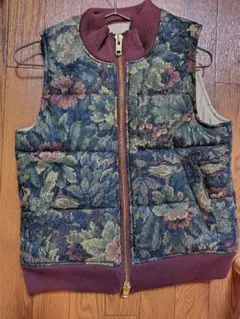 ロイスクレヨン 花柄ジップアップベスト M