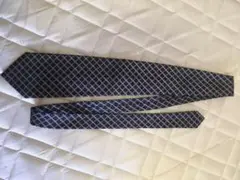 クロコダイルのネクタイ