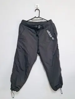 adidas ブラック カジュアルパンツ