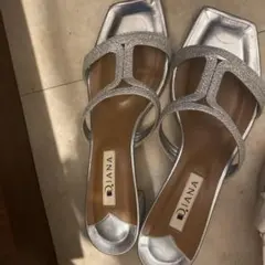 ダイアナサンダル