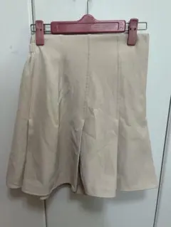 NICECLAP ベージュ プリーツスカート