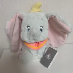 ディズニーストア ダンボ ぬいぐるみ