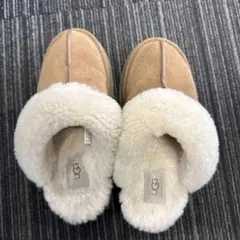 UGG スリッポン　ショートブーツ　24cm 美品！ UGG Australia（アグオーストラリア） 「UGG」 ショートブーツ 24cm