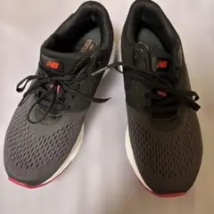New Balance ランニングシューズ レディース