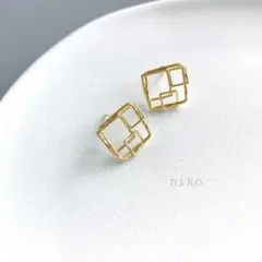 47 ｜デザイン スクエア ピアス イヤリング ゴールド アクセサリー シンプル