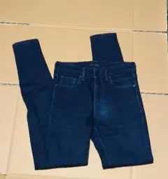 ユニクロ　ヒートテックウルトラストレッチジーンズ（W25 ハイライズ）