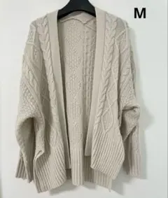 ニット ケーブル