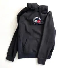 TOMMY JEANS トミージーンズ 黒 プルオーバー パーカー Mサイズ