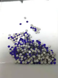 スワロフスキー　ラインストーン