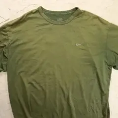 NIKE Tシャツ 刺繍　ワンポイント　ドライ