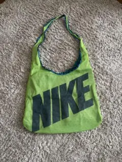 NIKE メッシュショルダーバッグ 蛍光色　ドット