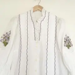 ⑧フォークダンス ブラウス 刺繍 花刺繍 AURORA アウロラ カロチャ風